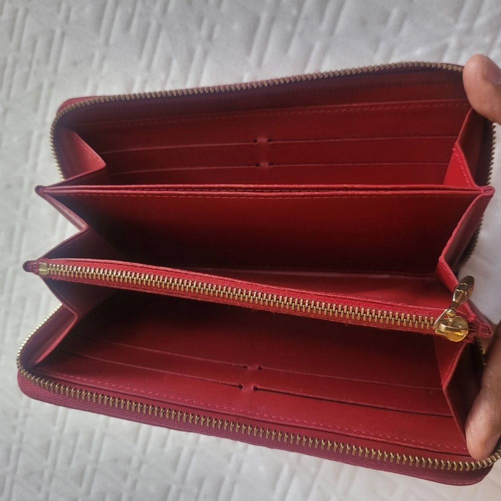 LOUIS VUITTON Monogram Red Vernis Long wallet - Picture 7 of 10